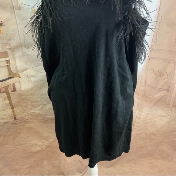 NEW Eloquii Cold Shoulder Sweater with Feather Trim Sweater - Picture 4 of 11